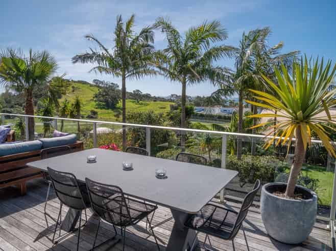 2A Bayside Drive, Coopers Beach