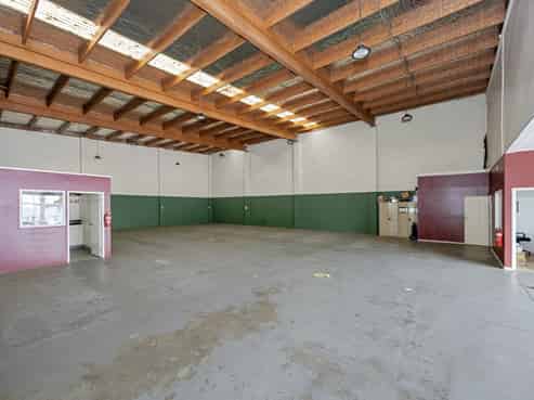 Receivership sale - Versatile Industrial