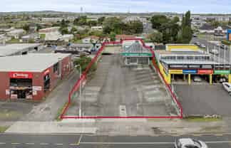 High-profile automotive yard/development site