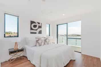 301/46 Rosedale Road, Pinehill