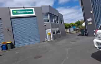 PARAMOUNT DRIVE UNIT