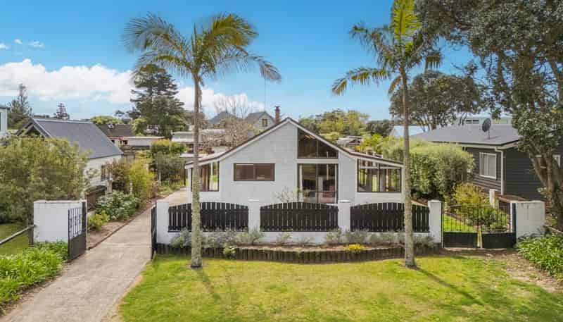 39 Pauanui Beach Road, Pauanui