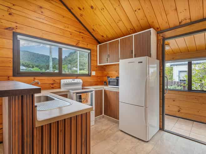39 Pauanui Beach Road, Pauanui