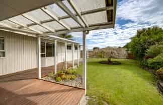 5 Clarence Cox Crescent, Pirimai