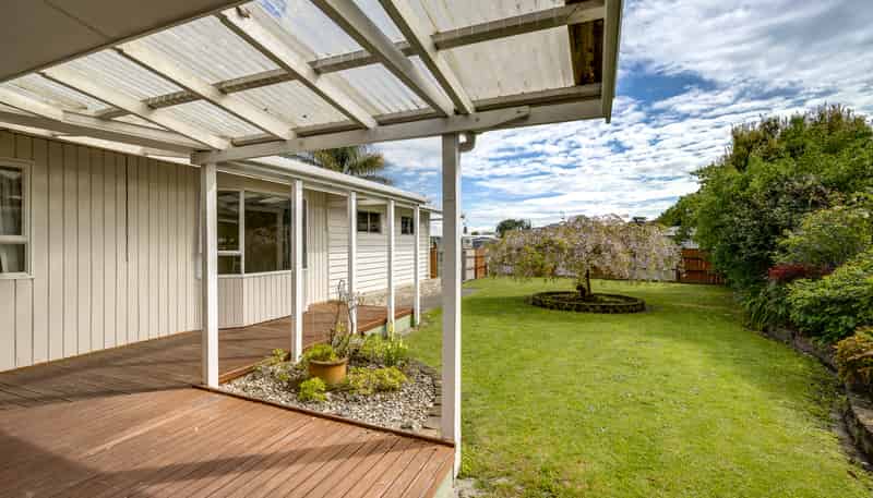 5 Clarence Cox Crescent, Pirimai