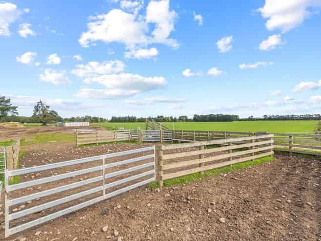 278 Kerrs Road, Burnham
