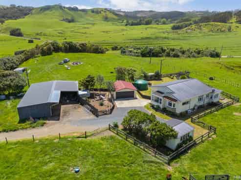 98 Tindall Road, Awhitu