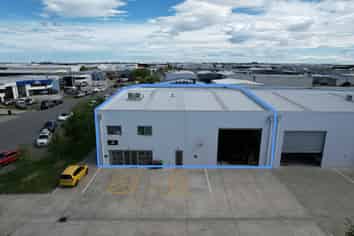 Modern 653 sq m Industrial Unit - Prime Wigram Location