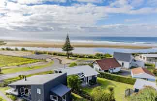 3428 Pourerere Beach Road, Pourerere