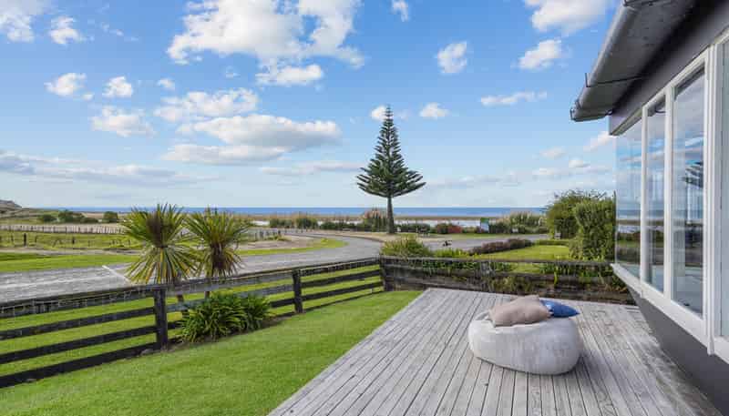3428 Pourerere Beach Road, Pourerere