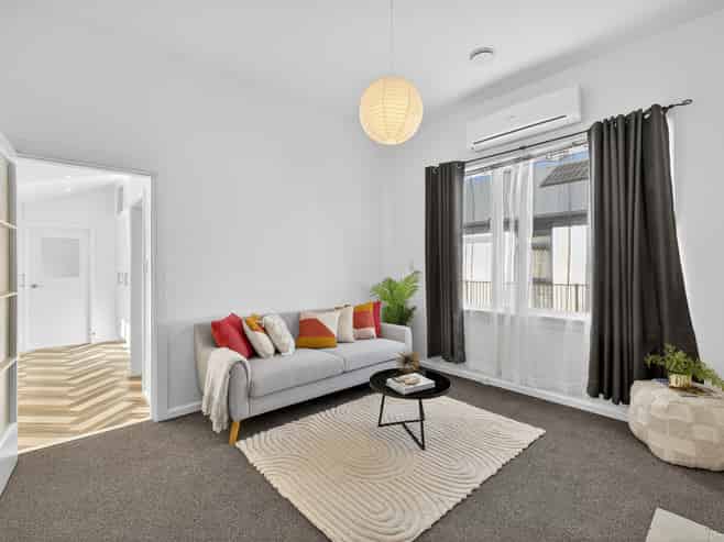 24 Macaulay Street, Addington