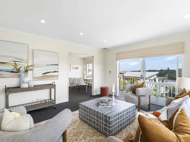 13A Gulf View Road, Murrays Bay