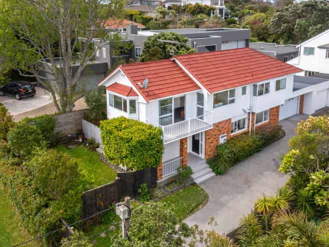13A Gulf View Road, Murrays Bay
