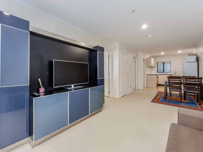 B401/176 Broadway, Newmarket