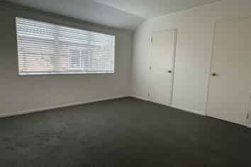 Auckland - Address withheld