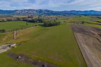 14.7 ha Horseshoe Bend Road, Otaio