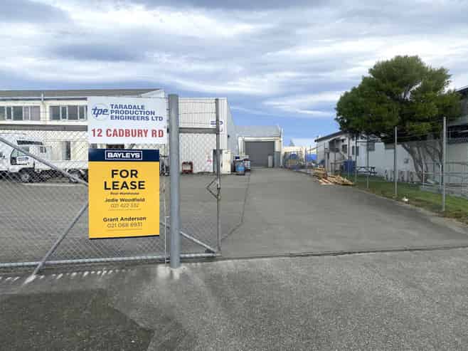High-stud Onekawa warehouse