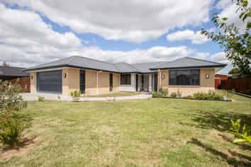 27 Costello Drive, Ngatea