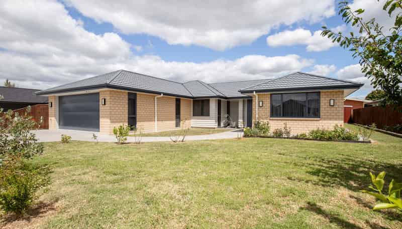27 Costello Drive, Ngatea