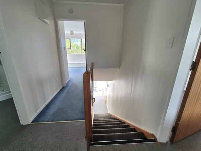 2/13B Upper Bourke Street, Kilbirnie