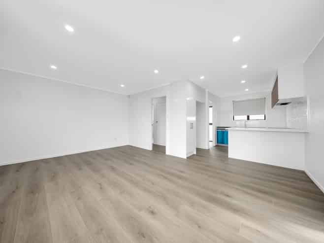 2/24 Funnell Place, Manurewa