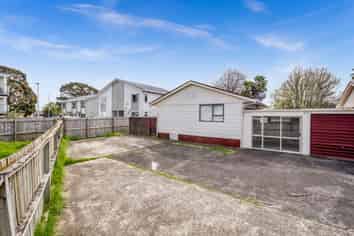 2/24 Funnell Place, Manurewa