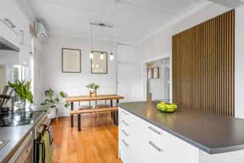 800 Victoria Street, Parkvale