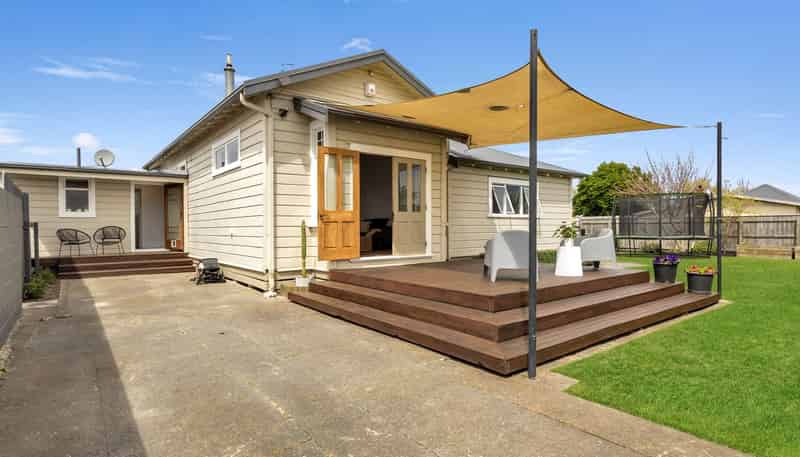 800 Victoria Street, Parkvale