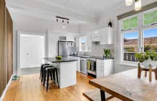 800 Victoria Street, Parkvale