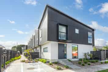 4/349 Cambridge Terrace, Naenae
