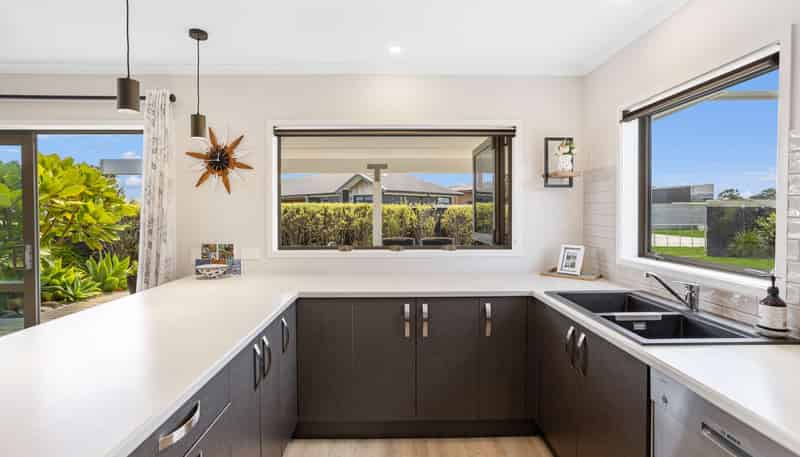 139 Rangiora Crescent, Matarangi