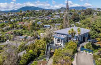 89 Princes Drive, Britannia Heights