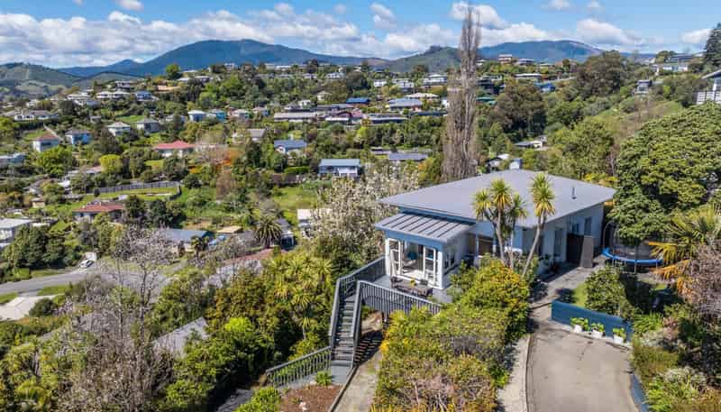 89 Princes Drive, Britannia Heights