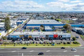 Prime retail opportunity on Great South Road