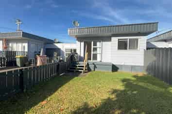 1A Magnolia Drive, Waiuku