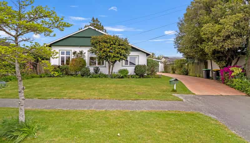 15 Cleveland Street, Edgeware