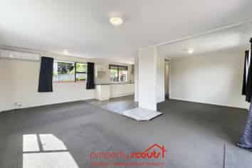 25 Lilburn Crescent, Massey