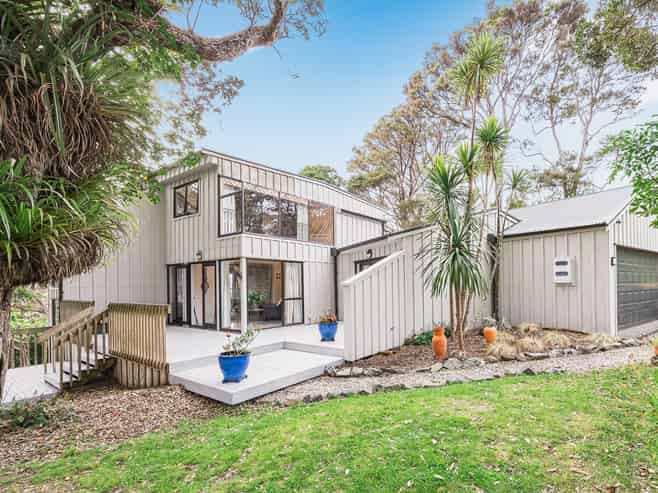 64 Ridge Road, Mahurangi East
