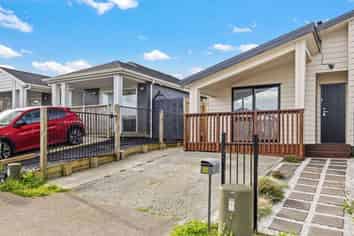 3B Cronshaw Road, Papakura