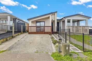 3B Cronshaw Road, Papakura