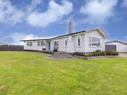 5 Jull Crescent, Waipukurau and Surrounds