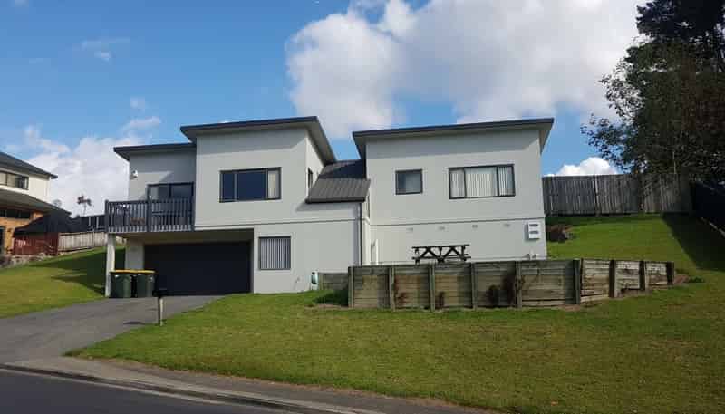 6 Ruze Vida Drive, Massey