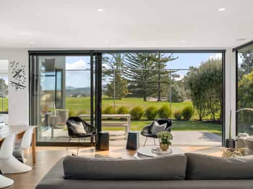 33 Oceanair Drive, Pauanui