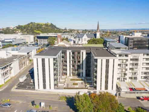 418/9 Madeira Lane, Grafton