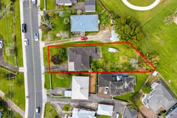 6 Kelwyn Road, Kelston