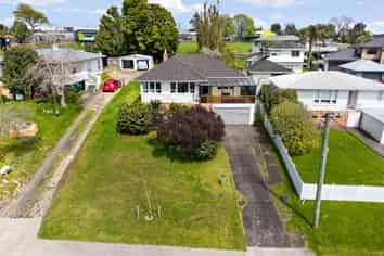 6 Kelwyn Road, Kelston
