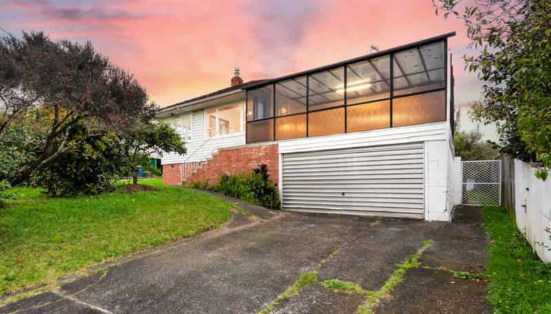 6 Kelwyn Road, Kelston