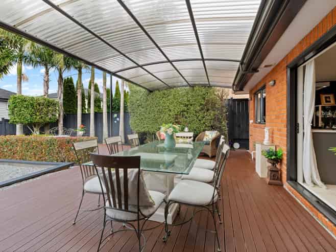21 Seresin Crescent, Flat Bush