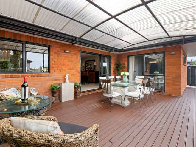 21 Seresin Crescent, Flat Bush