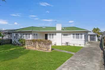 32 Exeter Crescent, Pirimai